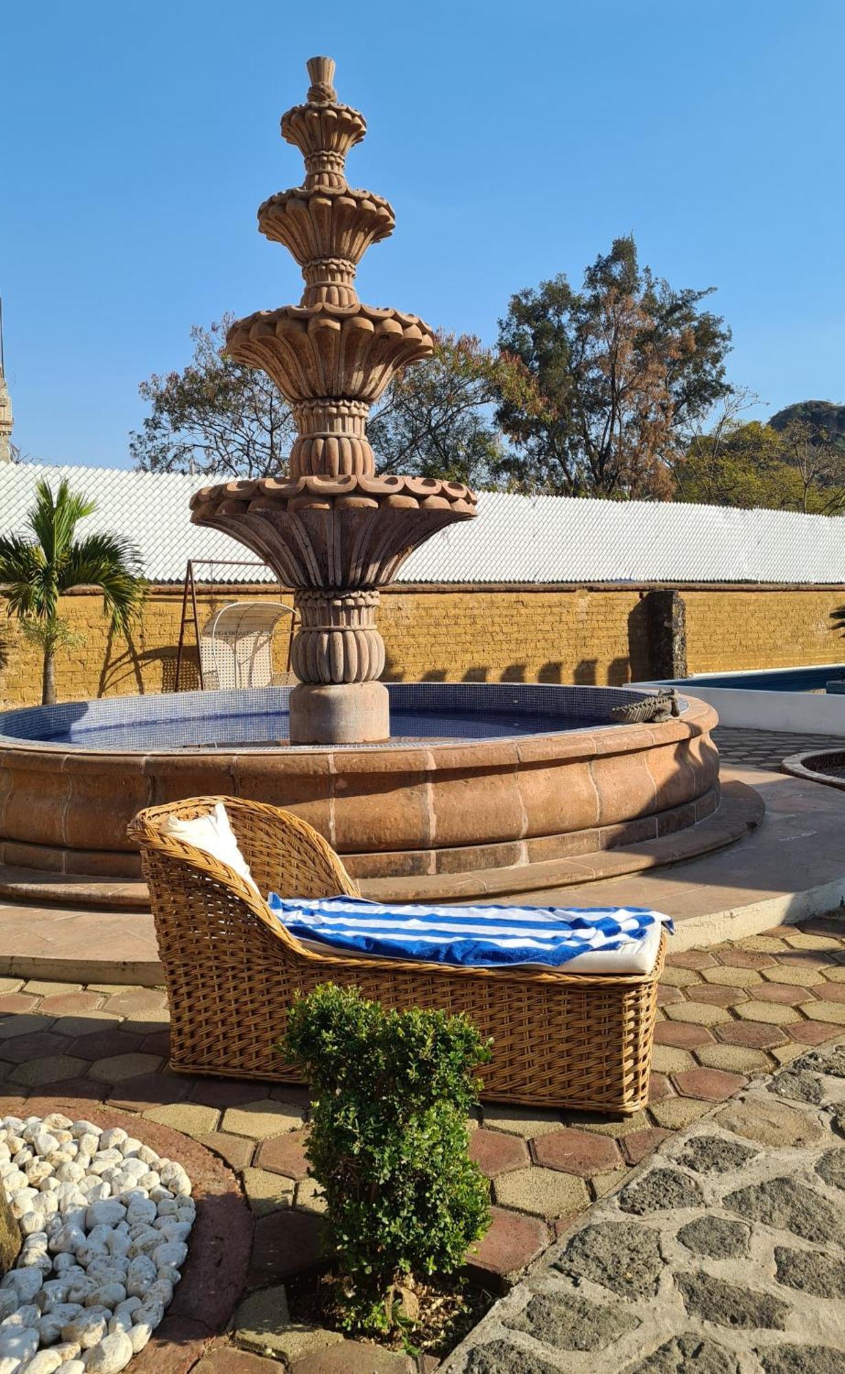 Hotel Leyenda Del Tepozteco Тепостлан Екстер'єр фото