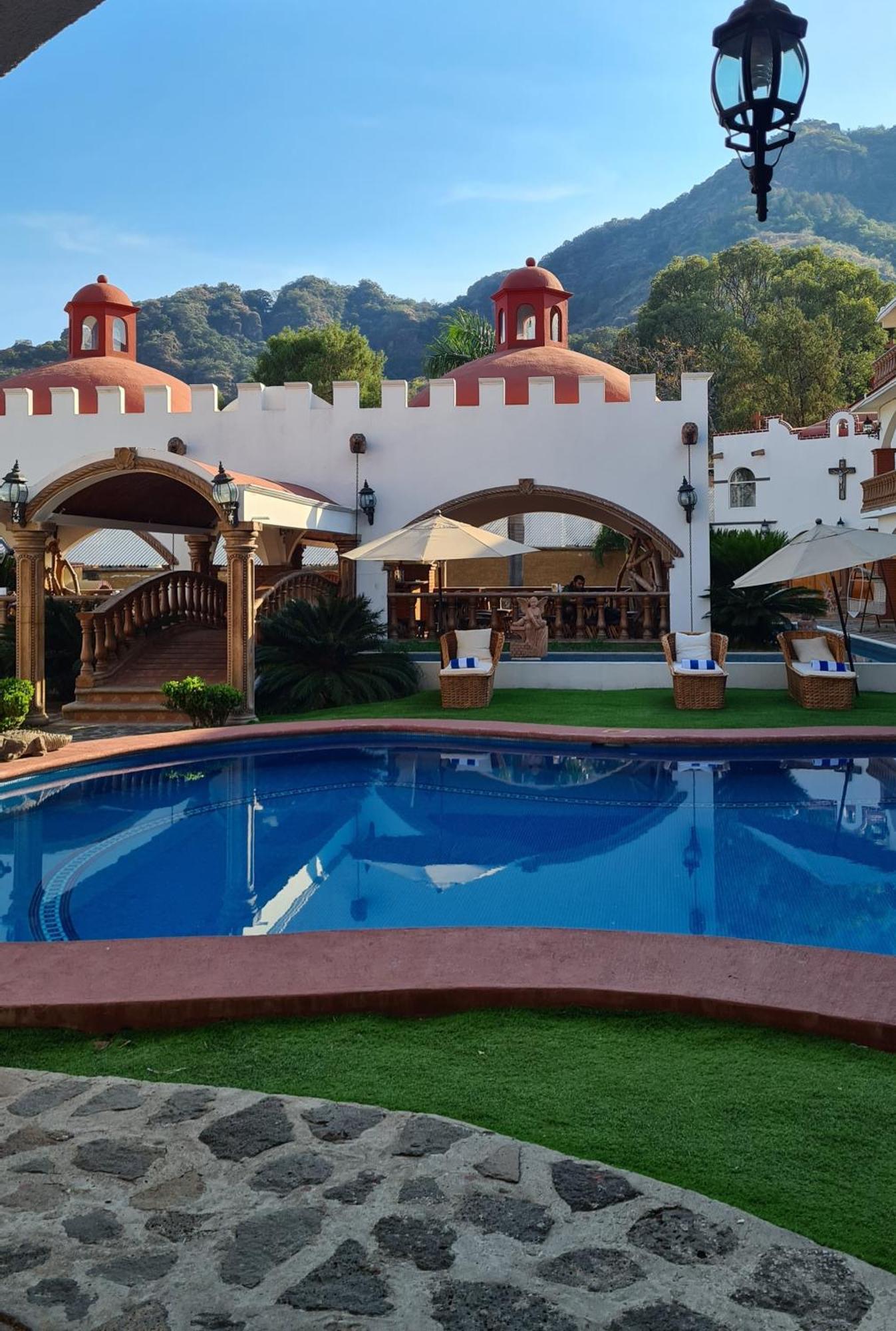Hotel Leyenda Del Tepozteco Тепостлан Екстер'єр фото